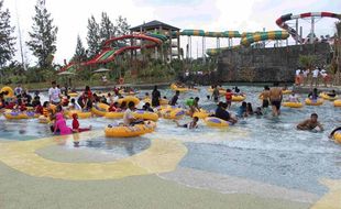 WISATA SLEMAN : Perhatian...Wisata ke Jogja Bay Waterpark Bisa Dapat Nissan New Grand Livina