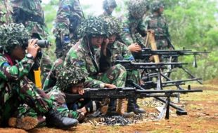 FOTO LATIHAN TEMPUR : Begini Marinir Dongkrak Naluri Tempur