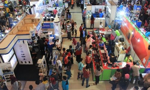 PAMERAN KOMPUTER : Transaksi Pameran YES 2015 Tak Capai Target