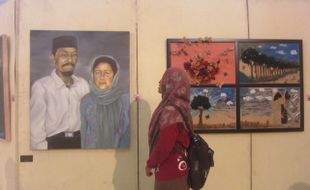 PAMERAN SENI RUPA : "Golongan Darah S" Pamerkan Puluhan Karya Seniman Muda