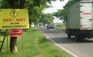 LALU LINTAS NGAWI : Satlantas Polres Ngawi Apresiasi Komentar Warga di Papan Imbauan