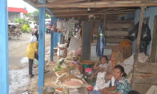 FASILITAS PASAR SUKOHARJO : Pedagang Ir Soekarno Ditenggat Akhir Desember Bongkar Lapak