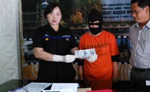 PENIPUAN MADIUN : Gadaikan Motor, Perempuan Muda Pacinan Dibekuk Polisi