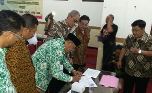 PEMBANGUNAN DESA : Apdesi Gandeng AGP Berdayakan Keluarga Desa