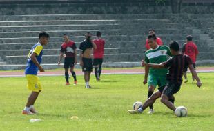 PIALA WALI KOTA PADANG : Skuat Persis Solo Kian Komplet