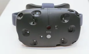 TEKNOLOGI TERBARU : HTC Bikin Vive VR Generasi Kedua Khusus Pengembang