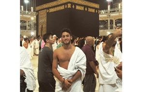 KABAR PEMAIN : Bundesliga Libur, Hakan Calhanoglu Pergi Umrah