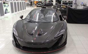 MOBIL MCLAREN : McLaren P1 Full Karbon Diproduksi Sangat Terbatas