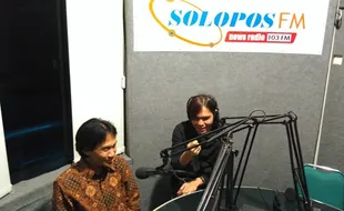 ALBUM BARU : Jelang Dini hari, Once ke Solopos FM