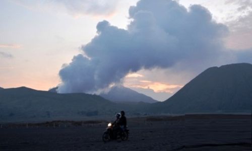 GUNUNG BROMO SIAGA : Gempa Bromo Hanya Radius 3 Km