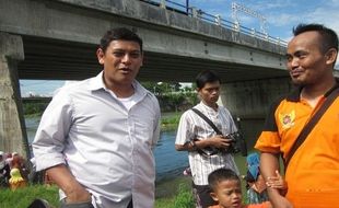 FOTO PENANGGULANGAN BENCANA : Perahu Baru BPBD Dicoba Anak Yatim