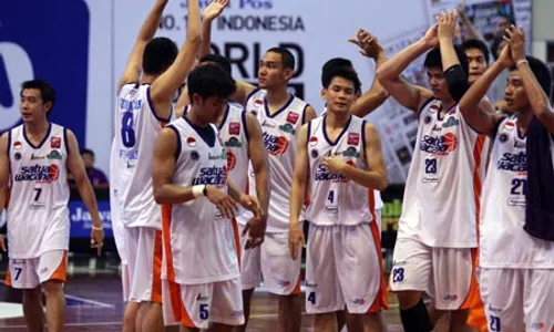 INDONESIAN BASKETBALL LEAGUE : Tundukkan NSH, Satya Wacana Jaga Asa ke Playoff