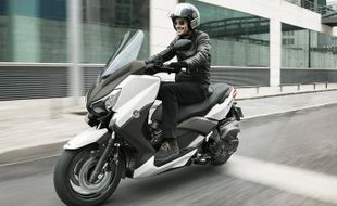 Yamaha Buka Inden Online Xmax