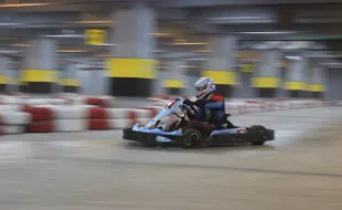 INFO BELANJA : Arena Gokart Hadir di Hartono Trade Center Solo Baru