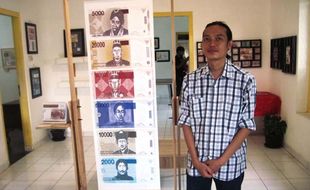 PAMERAN SENI JOGJA : Mbah Maridjan Dalam Mata Uang