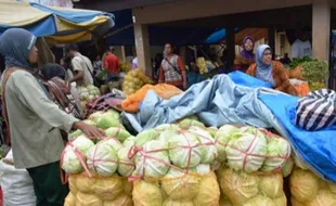 Foto Pasar Sayur Plaosan Tujuan Kulakan