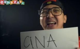 VIDEO LUCU YOUTUBE : Kocak, “Kesempurnaan Cinta” Jadi Parodi Spesial Imlek