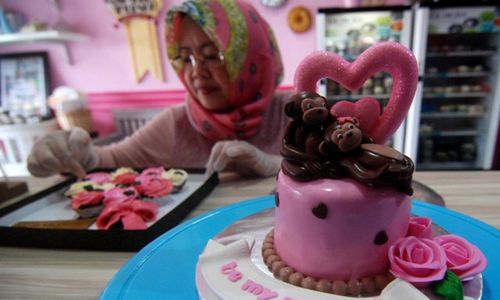 TIPS DAPUR : 3 Langkah Jitu Tingkatkan Kemampuan Anda Bikin Kue