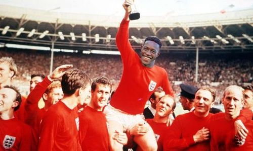 KABAR PEMAIN : Meme Danny Welbeck Penuhi Twitter