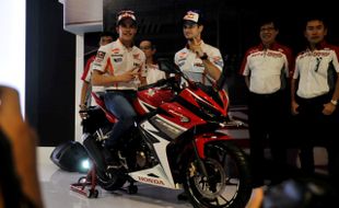 SEPEDA MOTOR HONDA : Akselerasi 0-60 Km/Jam, CBR150R Kalahkan R15