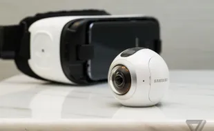 MWC 2016 : Kamera Gear 360 Bisa Dipasangkan dengan Samsung Galaxy S7