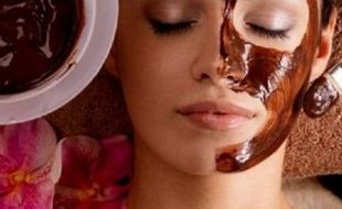 TIPS KECANTIKAN : Inilah 5 Manfaat Facial Cokelat untuk Kulit