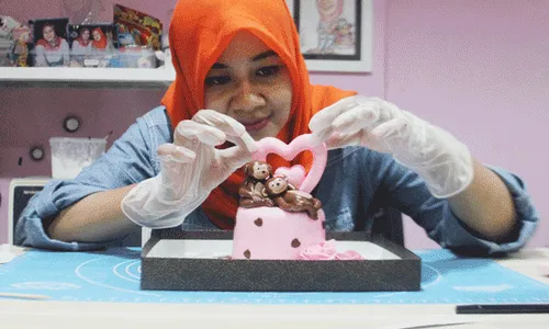 KREASI UNIK : Selain Coklat, Cupcake Animasi Juga Diminati di Hari Valentine