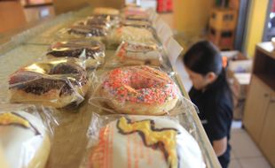 SOLO GREAT SALE 2016 : Donat dan Roti Didiskon Mulai 10%