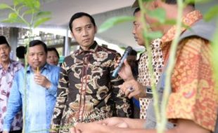 PERTANIAN PACITAN : Ibas Resmikan Taman Teknologi Pertanian di Pacitan