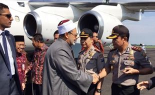 PONDOK GONTOR : Begini Kunjungan Grand Syekh Al-Azhar...