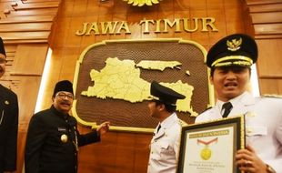 FOTO PILKADA 2016 : Rekor Muri Kepala Daerah Termuda