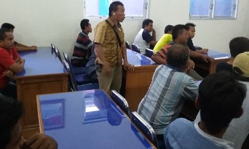 PEMBANGUNAN GEDUNG DPRD : Upah Pekerja Proyek Gedung DPRD Madiun Baru Terbayar Rp60 Juta