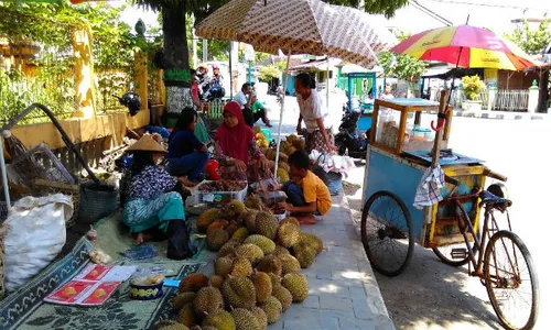 PKL di Wates Boleh Pakai Trotoar, Asal Tidak Mendirikan Lapak Permanen