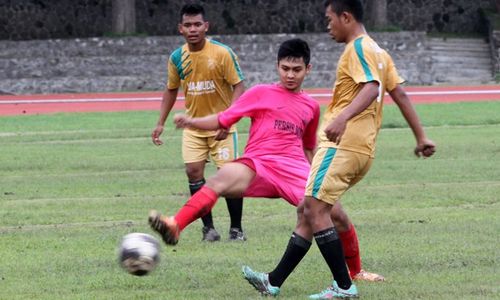 POPDA SMA : Tim Sepak Bola Solo Banyak PR