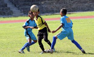 KOMPETISI SEPAK BOLA : Liga Pelajar Siap Digelar