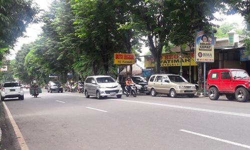 PENATAAN PARKIR BOYOLALI : Tak Ada Area Khusus Parkir, Jl.Pandanaran Boyolali Rawan Macet