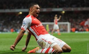 Diisukan Tak Betah di Arsenal, Chamberlain Diminta Bertahan