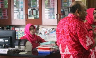 LAYANAN KESEHATAN AMBARAWA : Pelayanan Obat RSUD Ambarawa Dikeluhkan Pasien, Dirut Salahkan Satpam...