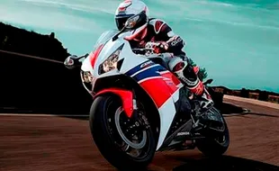 SEPEDA MOTOR HONDA : CBR Series Bakal Gendong Transmisi Baru Model Ini