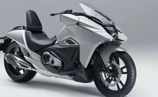 SEPEDA MOTOR HONDA : Skutik ”Alien” NM4 Vultus Disuntik Fitur Baru