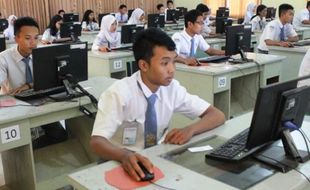 UJIAN NASIONAL 2016 : Dinas P dan K Kabupaten Semarang Terima Hasil UN SMA