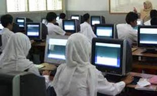 UJIAN NASIONAL 2017 : Sekolah di Kudus Tetap Bersiap UN