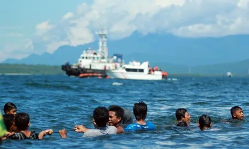 KAPAL TENGGELAM : 1 Jenazah Korban KMP Rafelia II Ditemukan di Belakang Kemudi, Diduga Nakhoda