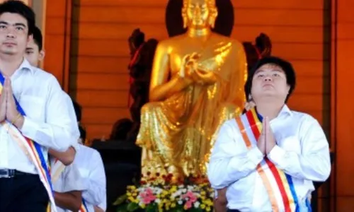 Foto Hari Raya Magha Puja Dirayakan di Semarang