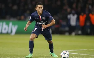 RUMOR TRANSFER : Marquinhos Galau Pilih MU atau Chelsea