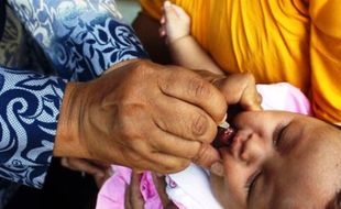 PEKAN IMUNISASI NASIONAL : DKK Solo Sweeping Anak Yang Belum Imunisasi Polio