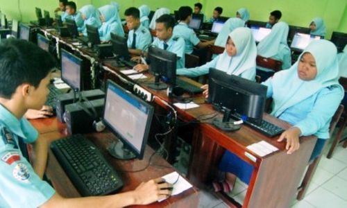 Sejarah Internet, Masuk Indonesia 1990-an