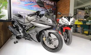 SEPEDA MOTOR YAMAHA: Yamaha R15 Spesial Adopsi Suspensi Ohlins, Simak Rincian Harganya