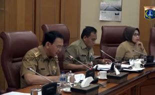 AHOK GUBERNUR DKI : Beredar Video Ahok Murka Akibat Pungli Lahan Makam, Ini Isinya!