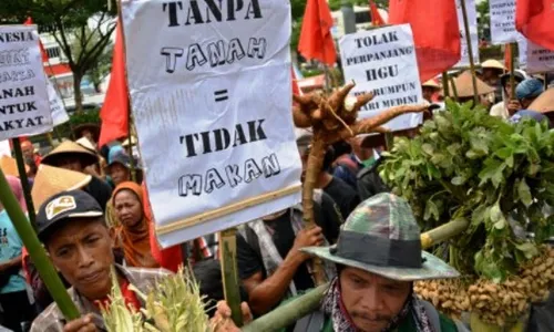 FOTO DEMO PETANI : Petani Kendal Demo di Semarang